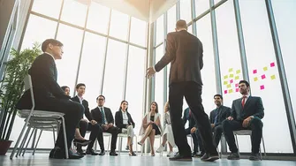 50+ Tips and Strategies for Effective Team Management in 2026