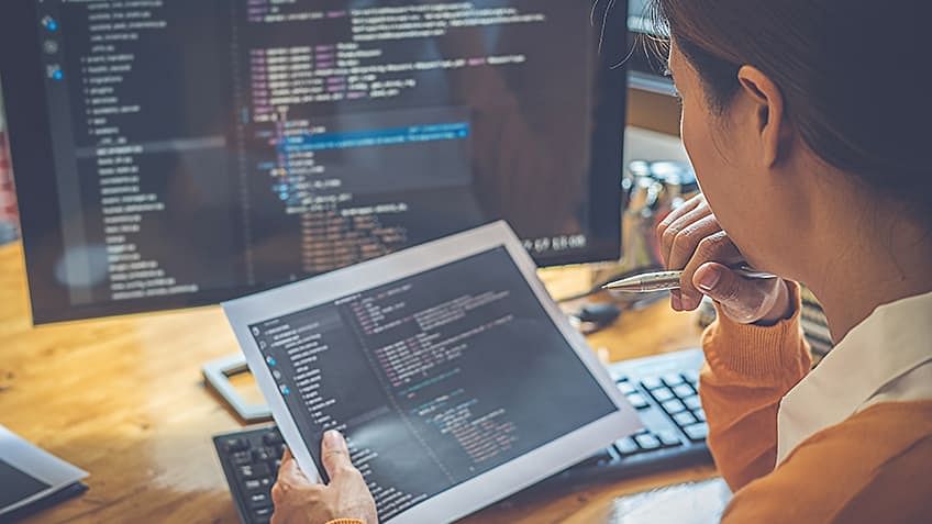 How to Become a Front End Developer in 2022 Skills, Roles, and Salary
