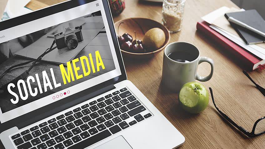 How to Leverage Social Media for Better Blog Content