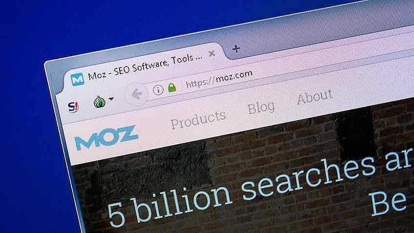 SEMrush vs Moz: Which is a Better SEO Tool?