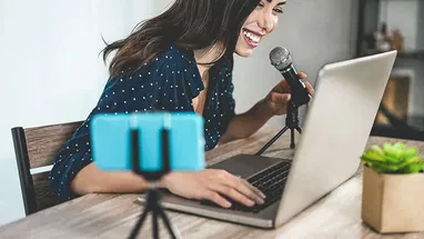 The 5 Types of Influencers You Need to Know