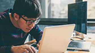 What Makes a Full Stack Web Developer?