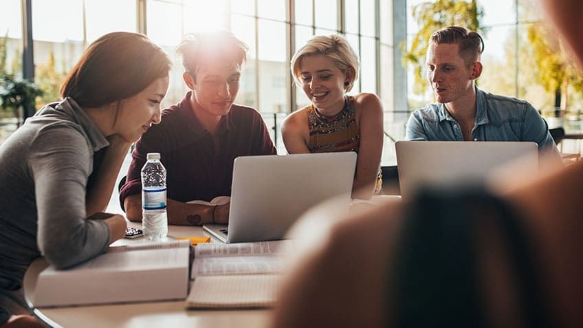 What is a Data Science Bootcamp and 8 Tips for Choosing the Right One