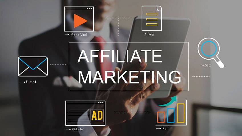 How To Become An Affiliate Marketer in 7 Easy Steps [2024]