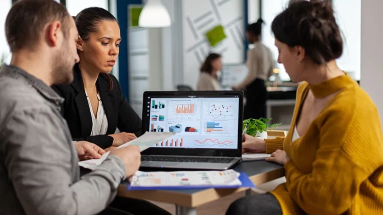 What Is a Project Administrator? Roles & Responsibilities